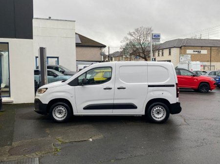 2025 Fiat Doblo SWB 1.5 100HP 650KG 4DR €21,450 thumbnail