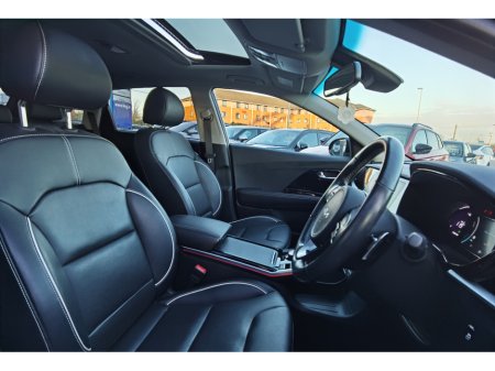 2021 Kia Niro 64KWH EV 4 PLUS **SUNROOF + HUGE SPEC** - FINANCE AVAILABLE - CALL US TODAY ON 01 492 6566 OR 087-092 5525 €18,950 thumbnail