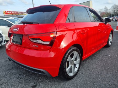 2015 Audi A1 - thumbnail 17