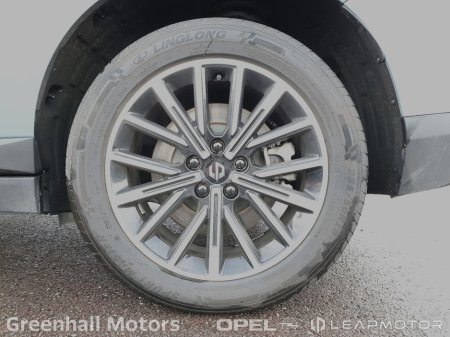 2026 Leapmotor B10 B10 Design €32,500 thumbnail