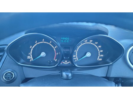 2016 Ford Fiesta - thumbnail 18