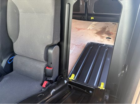 2023 Vauxhall Combo - thumbnail 16