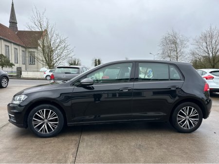 2019 Volkswagen Golf SE NAV TDI 1.6 S 90PS 5DR thumbnail