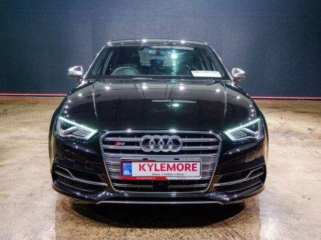 2016 Audi S3 BLACK HALF LEATHER UPHOLSTERY - FACTORY ALLOY WHEELS - FLAT BOTTOM STEERING WHEEL - REVERSE CAMERA €25,950 thumbnail