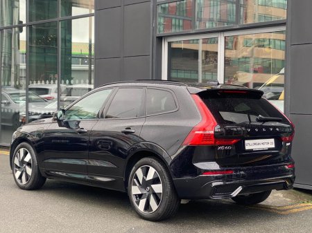 2025 Volvo XC60 - thumbnail 7