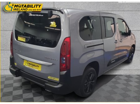 2025 Citroen Berlingo Wheelchair Accessible Taxi €51,995