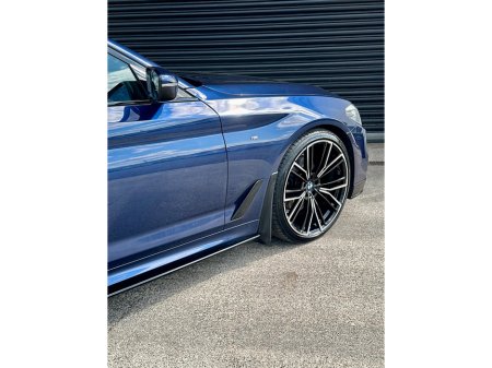 2018 BMW 5 Series - photo 6