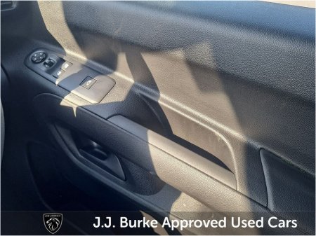 2024 Peugeot Partner PARTNER PRO PLUS 1.5 HDI 100 1 €22,950 thumbnail