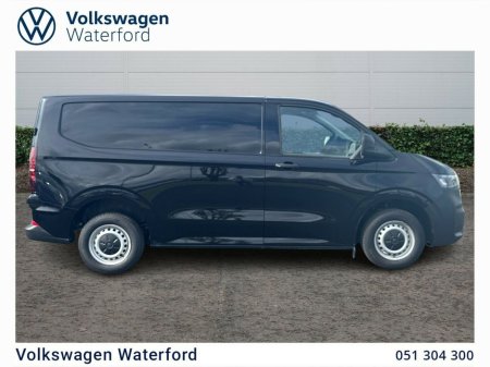 2025 Volkswagen Transporter  €33,495