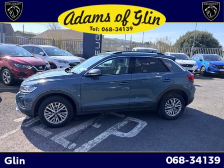 2023 Volkswagen T-Roc - thumbnail 9