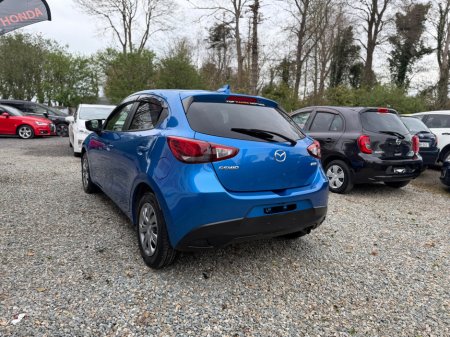 2017 Mazda Demio - thumbnail 3