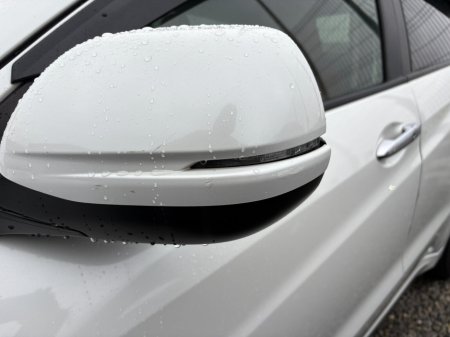 2019 Honda Vezel  €19,950 thumbnail