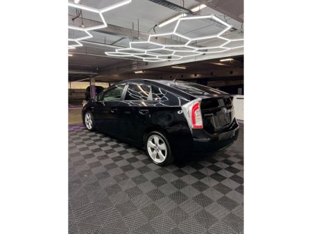 2012 Toyota Prius - thumbnail 6