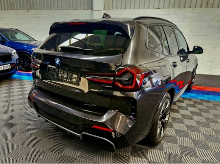 2023 BMW iX3 - thumbnail 5