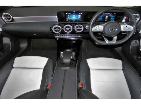 2020 Mercedes-Benz A Class A 180 SALOON *2TONE FULL LEATHER* €28,890 thumbnail