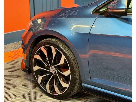 2014 Volkswagen Golf - thumbnail 21