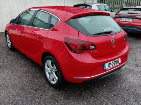 2016 Vauxhall Astra 1.6 I VVT SRI 115PS 5DR €7,800