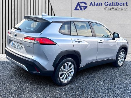 2023 Toyota Corolla Cross 1.8 Petrol HYBRID LUNA €138 PW €28,995 thumbnail