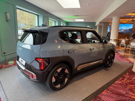 2026 Kia EV2 - photo 2