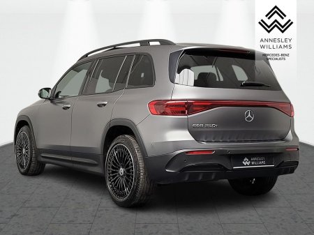 2025 Mercedes-Benz EQB - thumbnail 9