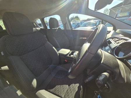 2014 Peugeot 3008 - thumbnail 5