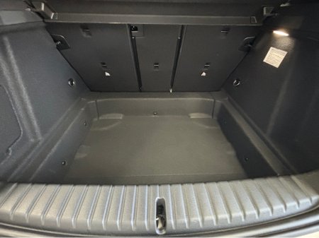 2019 BMW 1 Series - thumbnail 9