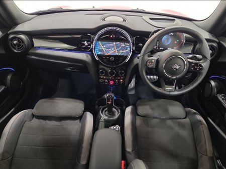 2024 MINI Convertible John Cooper Works €47,950