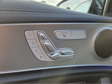 2017 Mercedes-Benz E Class E220 D AMG LINE PREMIUM AUTO 4DR €23,950 thumbnail