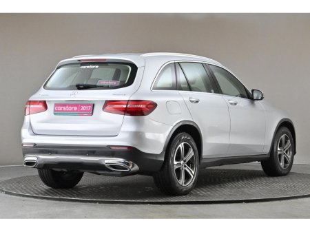 2017 Mercedes-Benz GLC Class 220 D 4MATIC *FULL BEIGE LEATHER* €29,890 thumbnail