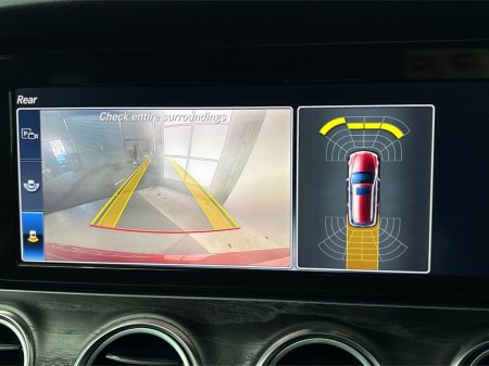 2019 Mercedes-Benz E Class - thumbnail 19