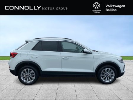 2026 Volkswagen T-Roc Commercial 2.0 TDI Edition 75 116bhp - €33,432 + VAT! €33,432 thumbnail