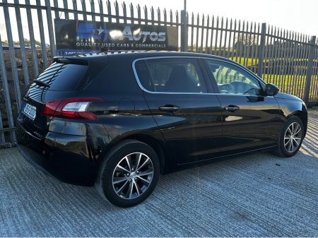 2015 Peugeot 308 - thumbnail 3