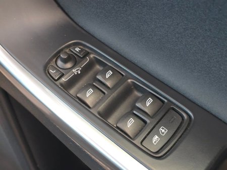 2014 Volvo XC60 - thumbnail 17