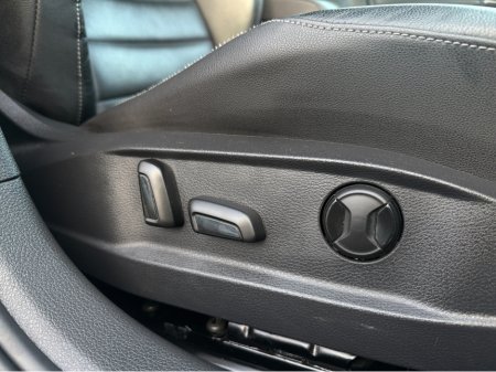 2014 Volkswagen Golf - thumbnail 12