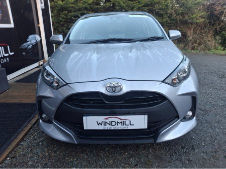 2022 Toyota Yaris 1.0 LUNA 4DR €14,950