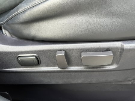 2020 Mitsubishi Outlander 4WD G PLUS AUTOMATIC PLUG IN HYBRID 2.4 PETROL //HIGH SPEC//LOW MILES//HALF LEATHER HEATED SEATS//ELECTRIC DRIVERS SEAT//HEATED STEERING WHEEL// €24,950 thumbnail