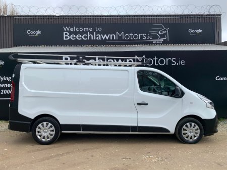 2021 Renault Trafic - view 2