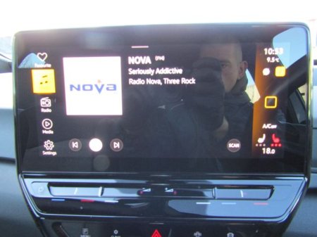 2021 Volkswagen ID.3 LIFE €15,950 thumbnail