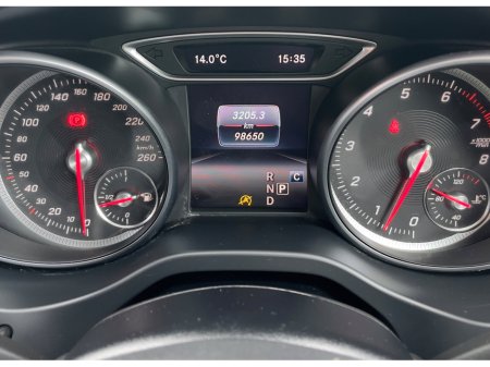 2018 Mercedes-Benz CLA Class - thumbnail 13