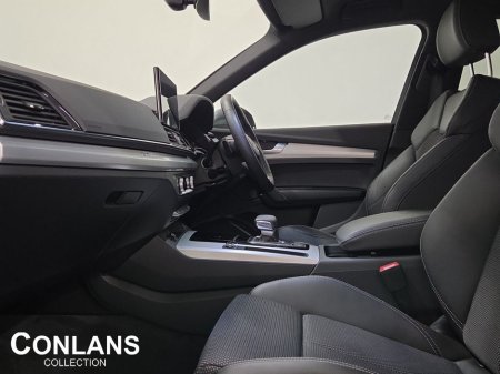 2023 Audi Q5 40 TDI 204HP S tronic quattro S Line €54,950 thumbnail