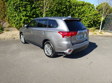 2020 Mitsubishi Outlander - photo 5