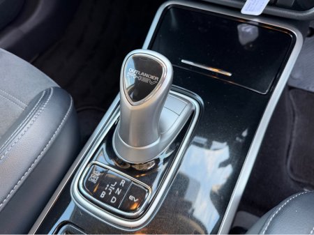 2020 Mitsubishi Outlander 4X4 Plug-in Hybrid - High Spec - Like New €24,750 thumbnail
