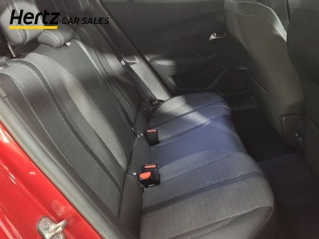 2023 Peugeot 2008 - thumbnail 16