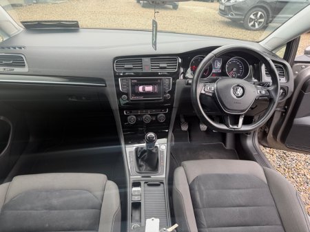 2016 Volkswagen Golf - thumbnail 9