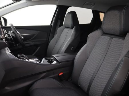 2023 Peugeot 3008 - thumbnail 19