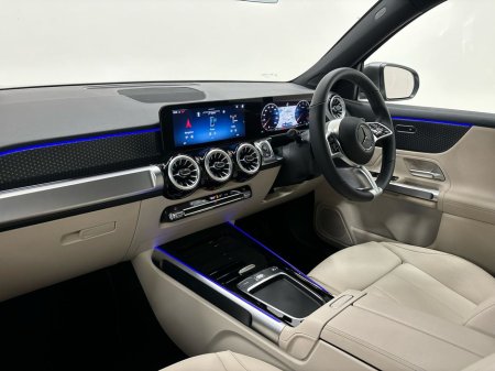 2025 Mercedes-Benz GLB - thumbnail 6