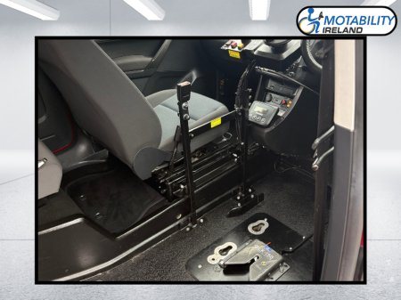 2018 Volkswagen Caddy - thumbnail 5