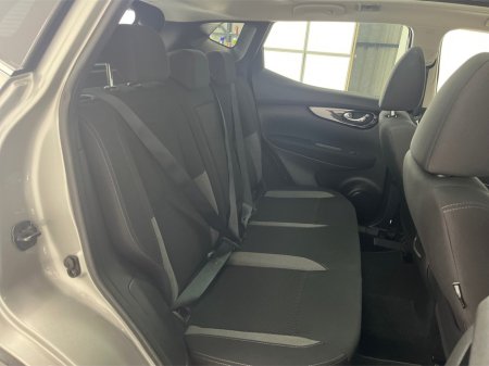 2020 Nissan Qashqai 1.3**SEMI DIGITAL DASH**PANORAMIC ROOF**TOUCH SCREEN MEDIA**DUAL CLIMATE CONTROL**REVERSE CAMERA**MULTIFUNCTIONAL STEERING WHEEL**BLACK CLOTH INTERIOR**ELECTRIC HANDBRAKE**FINANCE AVAILABLE** €20,995 thumbnail
