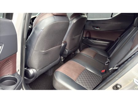 2017 Toyota C-HR - thumbnail 18