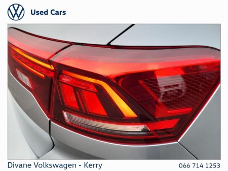 2025 Volkswagen T-Roc AUTO R-LINE 75 1.5 TSI PETROL 150 BHP €39,950 thumbnail